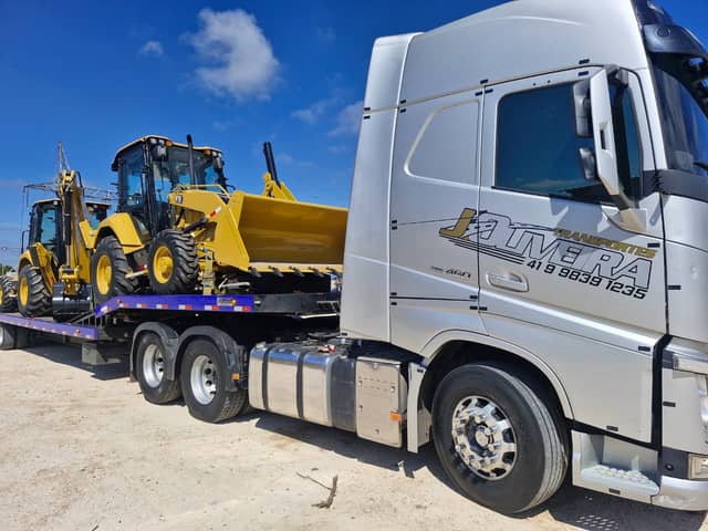 Prancha 4 eixos - Equipamentos de Transporte para locação em Curitiba, PR