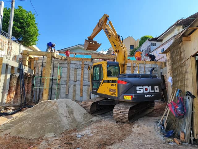 SDLG 6150 - Equipamentos Pesados para locação em Curitiba, PR