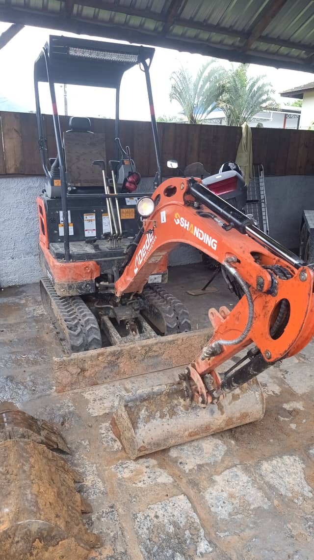 Mini Escavadeira hidráulica - Equipamentos Pesados para locação em Pomerode, SC
