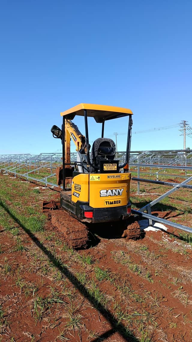 Mini escavadeira - Equipamentos Pesados para locação em Maravilha, SC